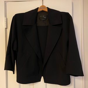 Aritzia Babaton drapey cropped trench jacket, size S